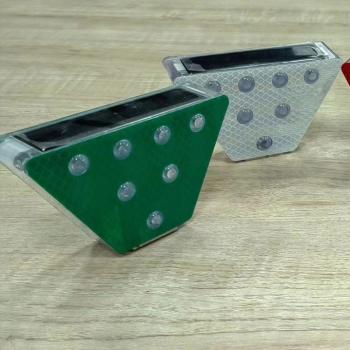 818太阳能梯形轮廓标